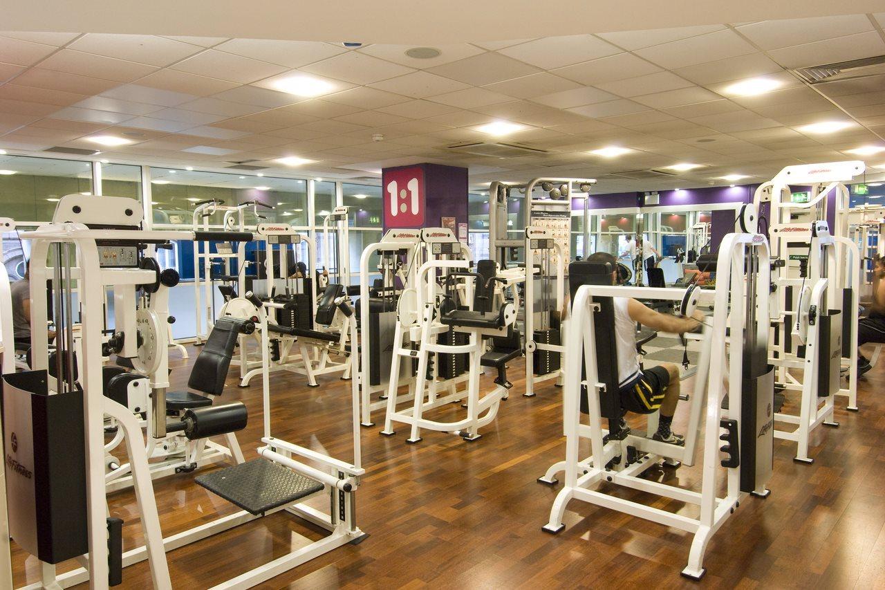 Premier Inn Manchester Central Екстериор снимка