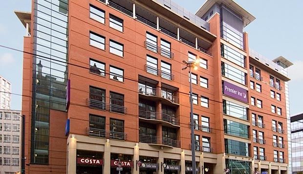 Premier Inn Manchester Central Екстериор снимка